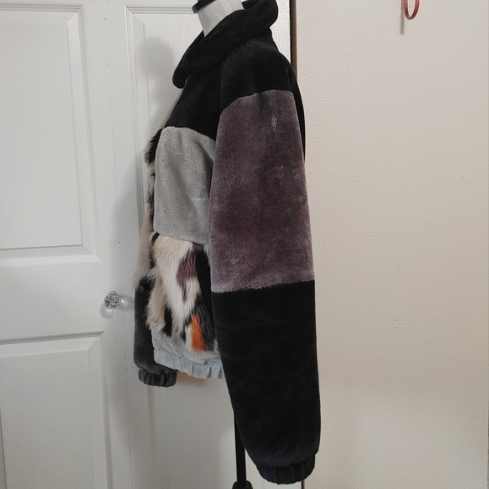 UO Blocked Faux Fur Jacket Bomber Jacket - Picture 6 of 15